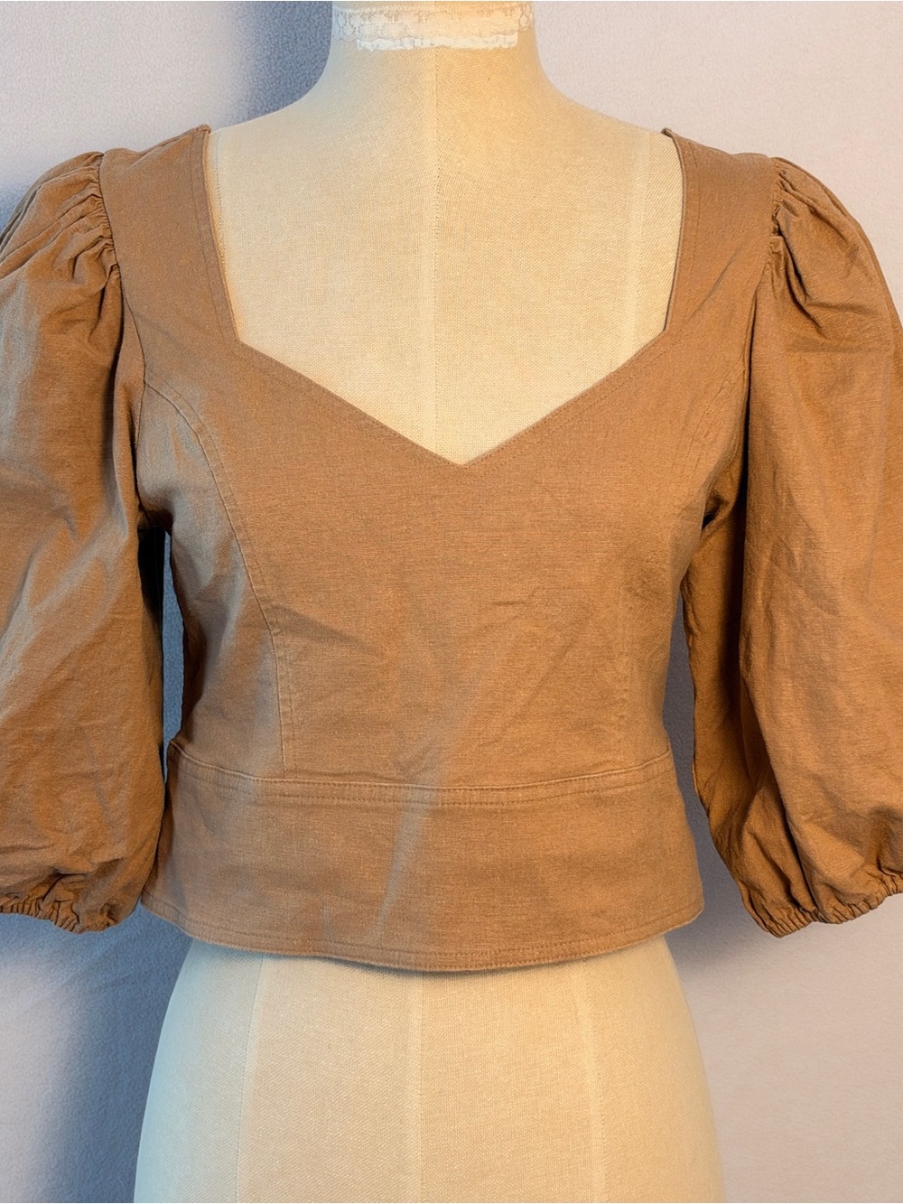 Express Camel Puff Sleeve Square Neck Crop Top